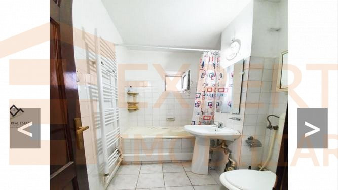 Apartament cu 4 camere in zona DACIA