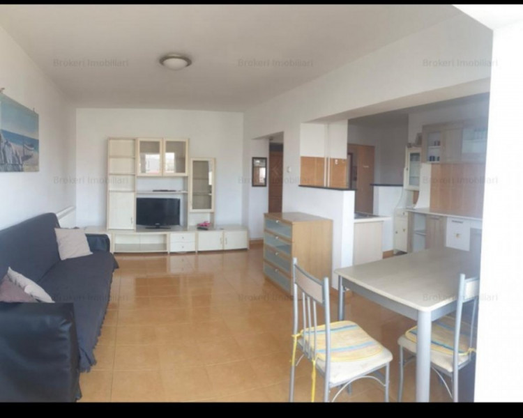  apartament situat in zona DELFINARIU