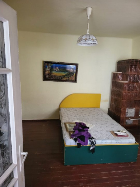  casa batraneasca situata in zona FALEZA NORD, 
