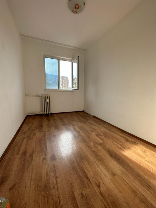 apartament situat in zona CASA DE CULTURA