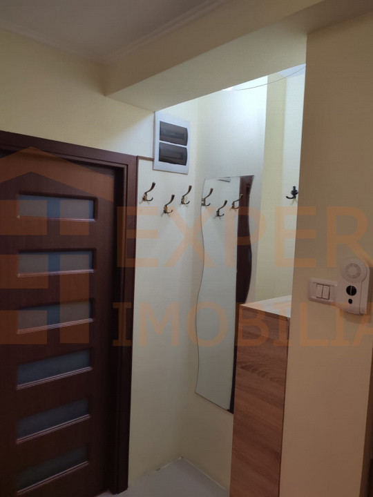 apartament situat in zona DACIA