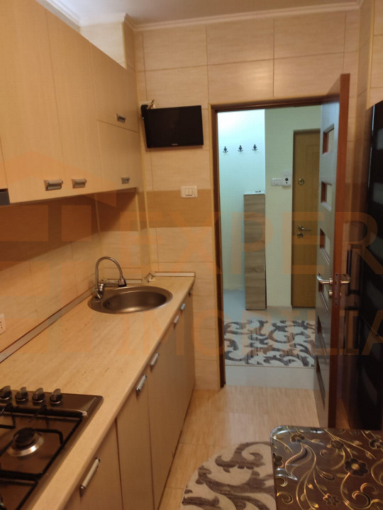 apartament situat in zona DACIA