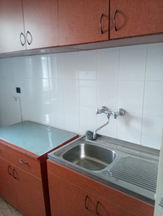 Apartament de inchiriat situat in zona Tomis II