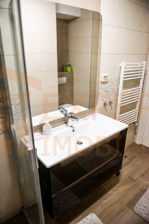 Apartament situat in zona CITY MALL - bloc 2016