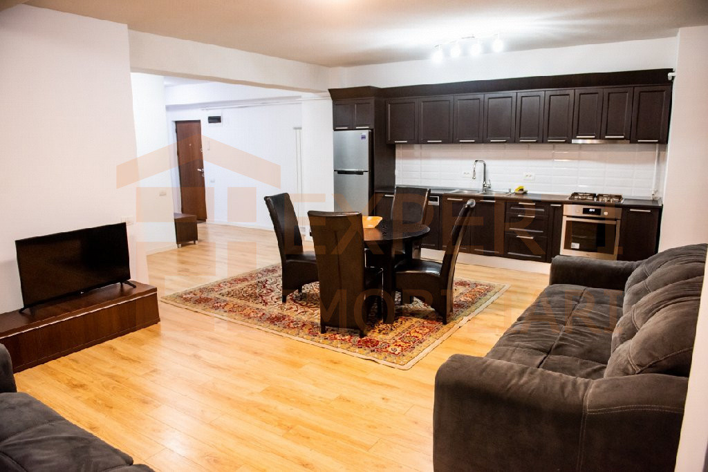 Apartament situat in zona CITY MALL - bloc 2016