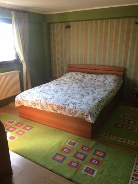 imobilul P+2, situat in zona FALEZA NORD, langa Plaja 3 Papuci,  