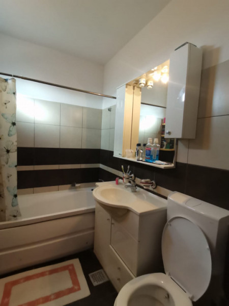 imobilul P+2, situat in zona FALEZA NORD, langa Plaja 3 Papuci,  
