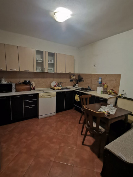 imobilul P+2, situat in zona FALEZA NORD, langa Plaja 3 Papuci,  