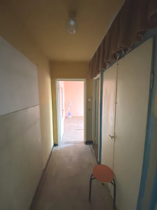 apartament cu 2 camere semidecomandate, situat in zona KM 4-5, 