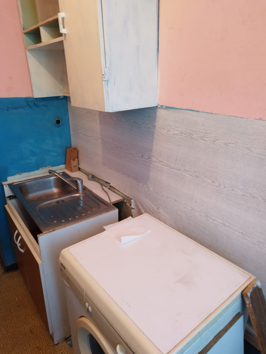 apartament cu 2 camere semidecomandate, situat in zona KM 4-5, 