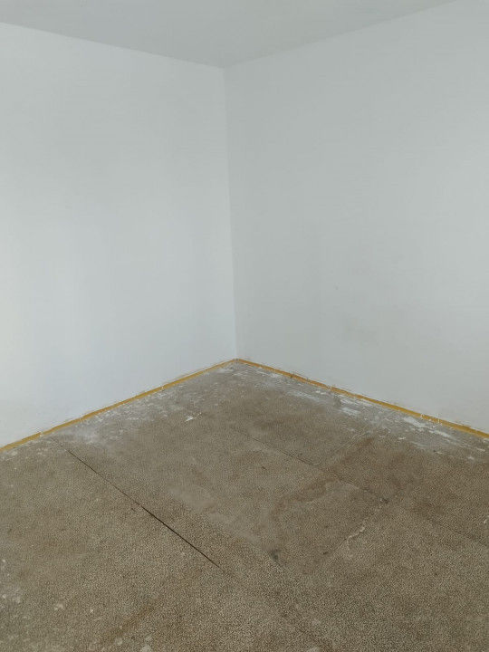 apartament cu 2 camere semidecomandate, situat in zona KM 4-5, 