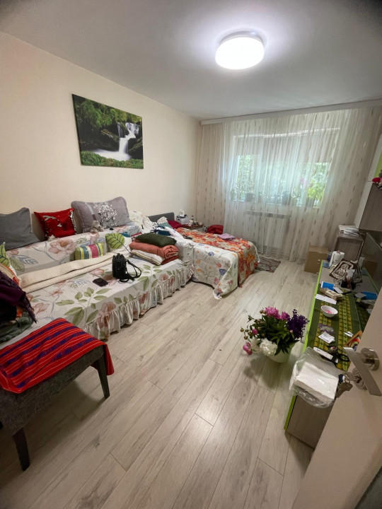 apartament 3 camere