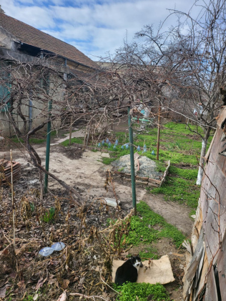  casa demolabila, situata in zona ICIL 