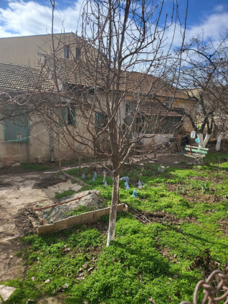  casa demolabila, situata in zona ICIL 