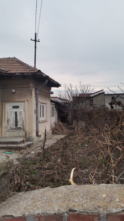 casa demolabila/renovabila, situata in zona FALEZA NORD - DELFINARIU