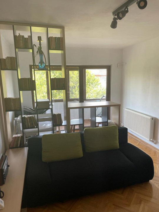 apartament situat in zona FALEZA NORD - DELFINARIU, vis-a-vis MC DONALD`S, 
