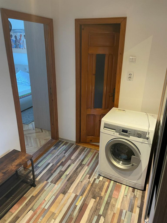 apartament situat in zona FALEZA NORD - DELFINARIU, vis-a-vis MC DONALD`S, 