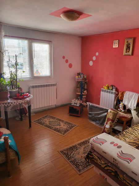  casa P+1, situata in zona Anda,