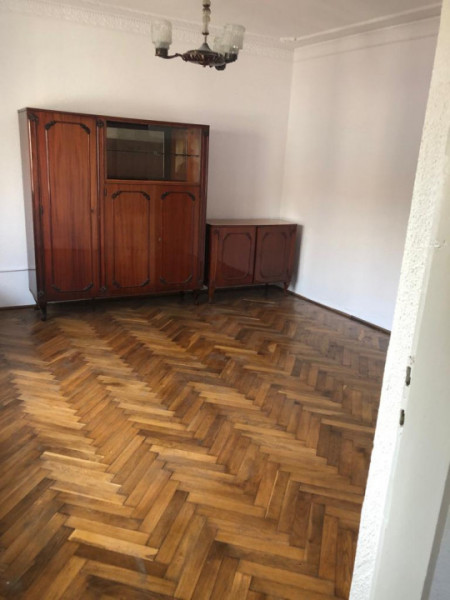 casa situata in zona KM 4-5,