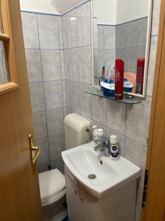  apartament 4 camere decomandate, situat în zona INEL II