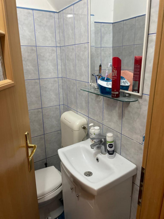  apartament 4 camere decomandate, situat în zona INEL II