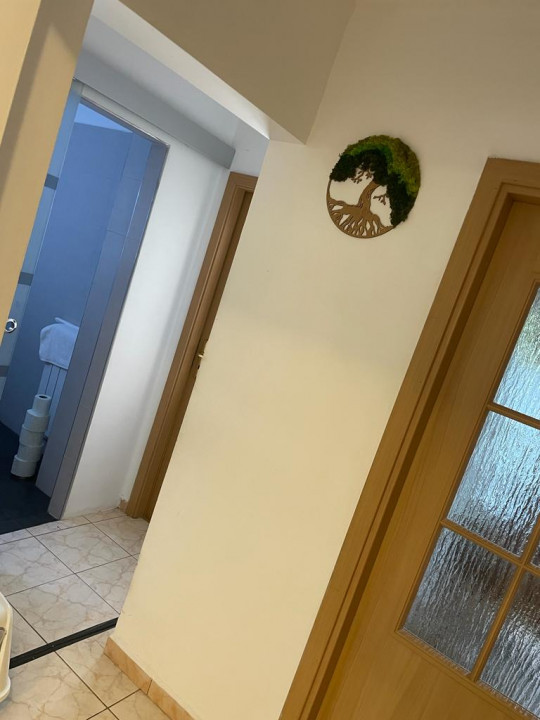  apartament 4 camere decomandate, situat în zona INEL II