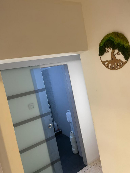  apartament 4 camere decomandate, situat în zona INEL II