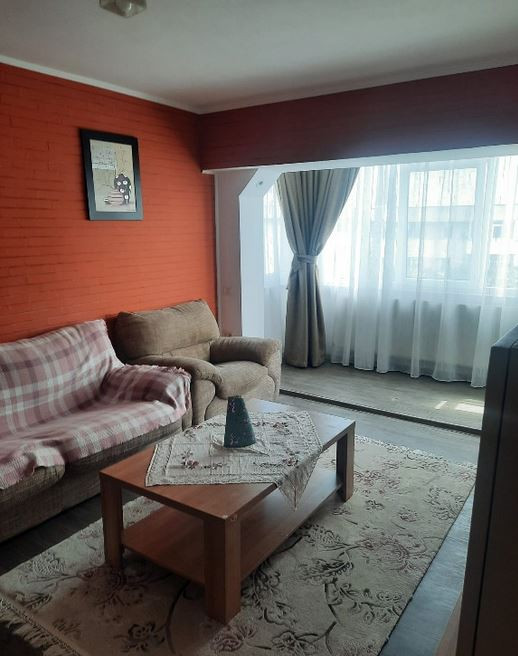 Apartament cu 3 camere, zona Tomis III