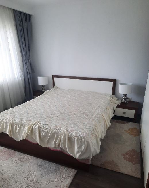 Apartament cu 3 camere, zona Tomis III