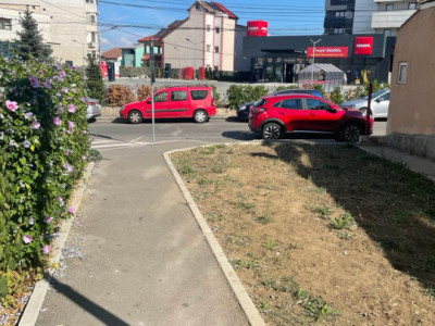 garsonieră la TROCADERO - 2 pasi de Penny, 22 mp, cu baie si bucatarie 