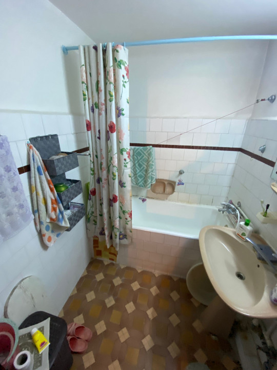 Apartament cu 3 camere decomandate confort 0, 2 bai