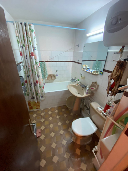 Apartament cu 3 camere decomandate confort 0, 2 bai