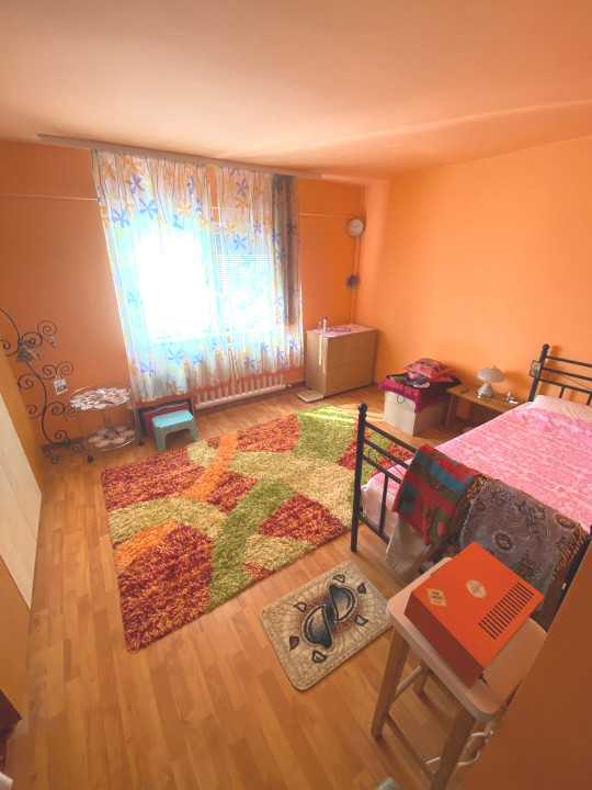 Apartament cu 3 camere decomandate confort 0, 2 bai