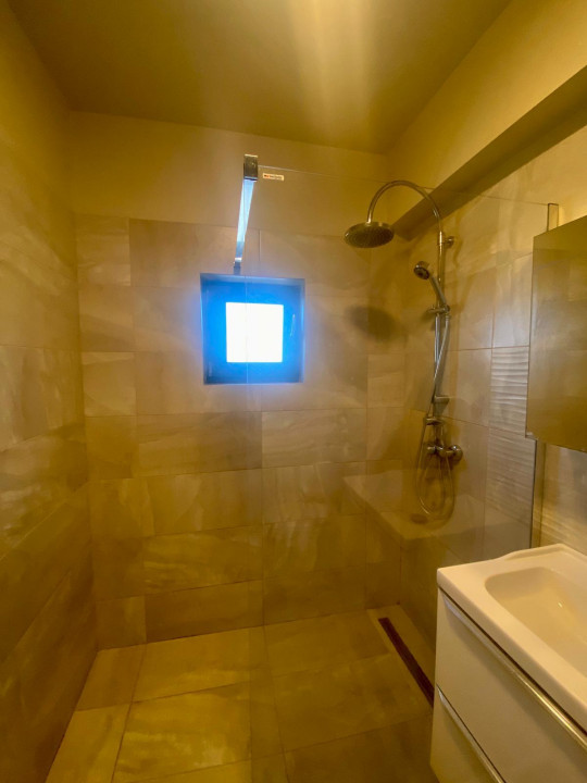 Apartament cu 2 camere  CASA DE CULTURA - prima inchiriere