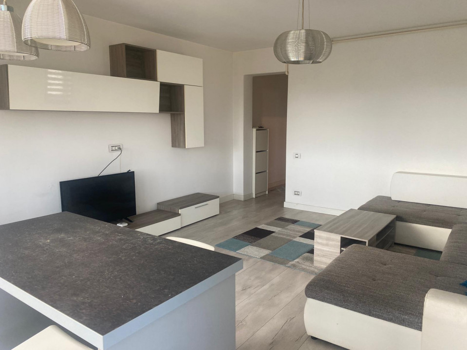 Apartament cu 2 camere  CASA DE CULTURA - prima inchiriere