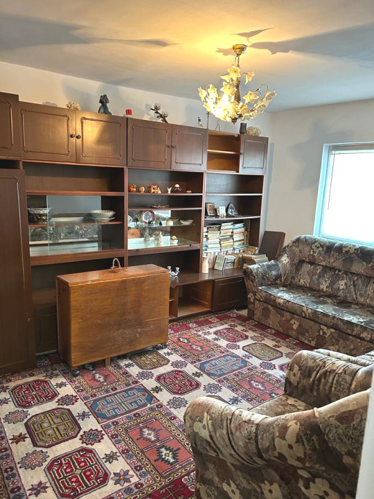 Apartament 2 camere decomandate zona MARVIMEX - INEL II