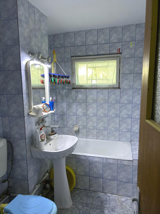 Apartament 2 camere decomandate zona MARVIMEX - INEL II
