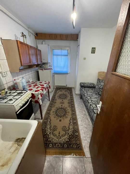 Apartament 2 camere decomandate zona MARVIMEX - INEL II