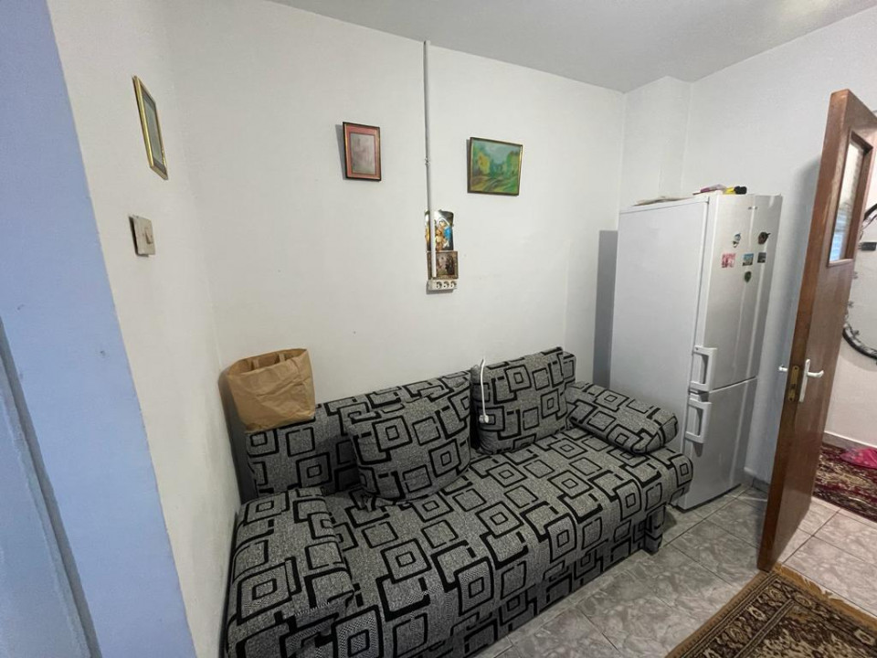 Apartament 2 camere decomandate zona MARVIMEX - INEL II