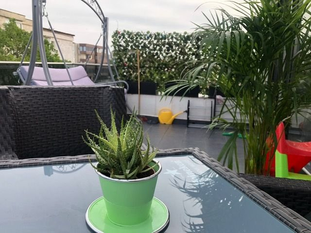  apartament cu 3 camere si terasa, la DACIA – SCOALA SPECTRUM, in bloc nou