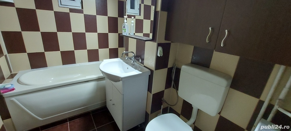Apartament de inchiriat 3 camere