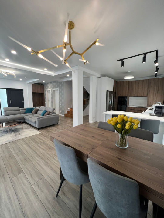 Casa P+1E in OVIDIU