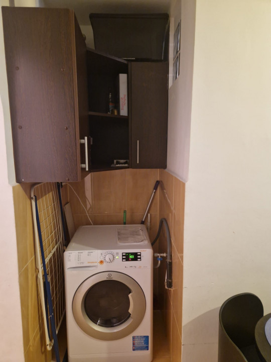 apartament cu 2 camere semidecomandate, situat in zona CENTRU - TEATRUL FANTASIO