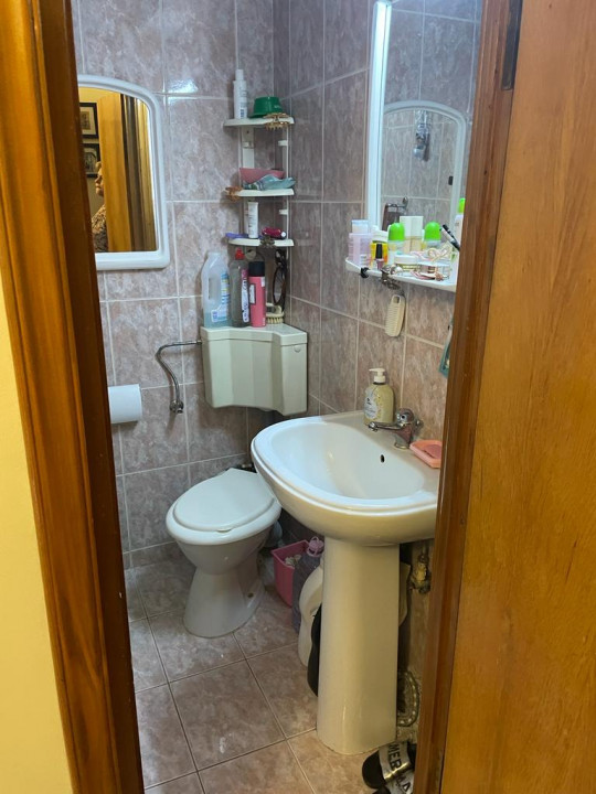 apartament cu  3 camere decomandate confort 0, la TROCADERO, etaj 1