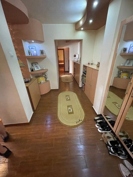 apartament cu 3 camere decomandate confort 0, in TOMIS III, etaj 1, 72 mp