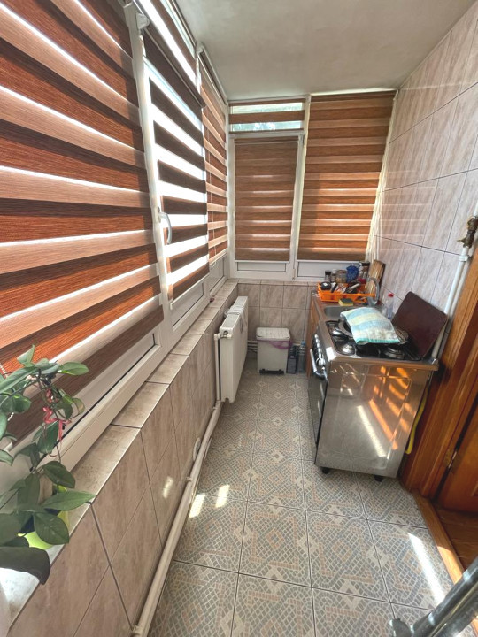 apartament cu 3 camere decomandate confort 0, in TOMIS III, etaj 1, 72 mp