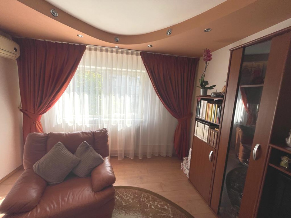 apartament cu 3 camere decomandate confort 0, in TOMIS III, etaj 1, 72 mp