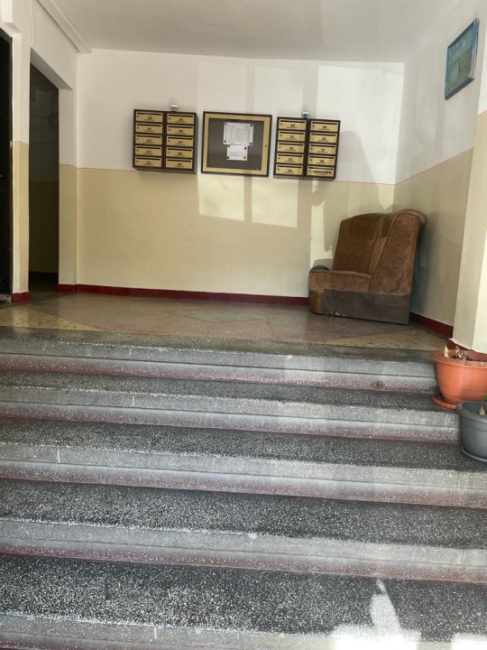 apartament cu 3 camere decomandate confort 0, in TOMIS III, etaj 1, 72 mp