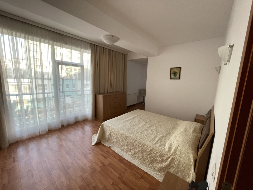 apartament cu 3 camere confort lux, in MAMAIA NORD - SUMMERLAND, frontal lac