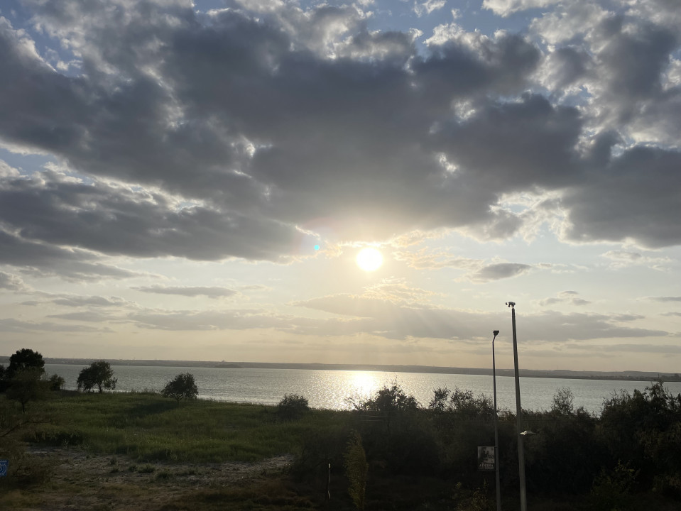 apartament cu 3 camere confort lux, in MAMAIA NORD - SUMMERLAND, frontal lac